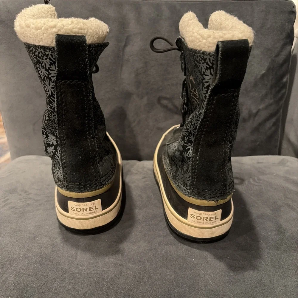 Sorel these women